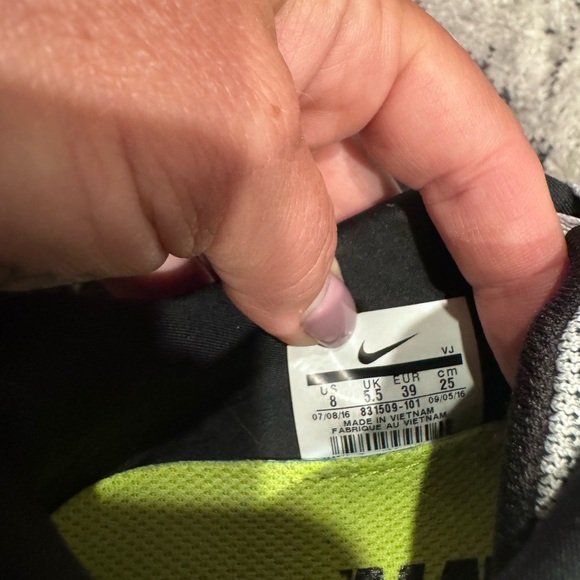 Women’s Nike Free size 8 - Picture 4 of 8